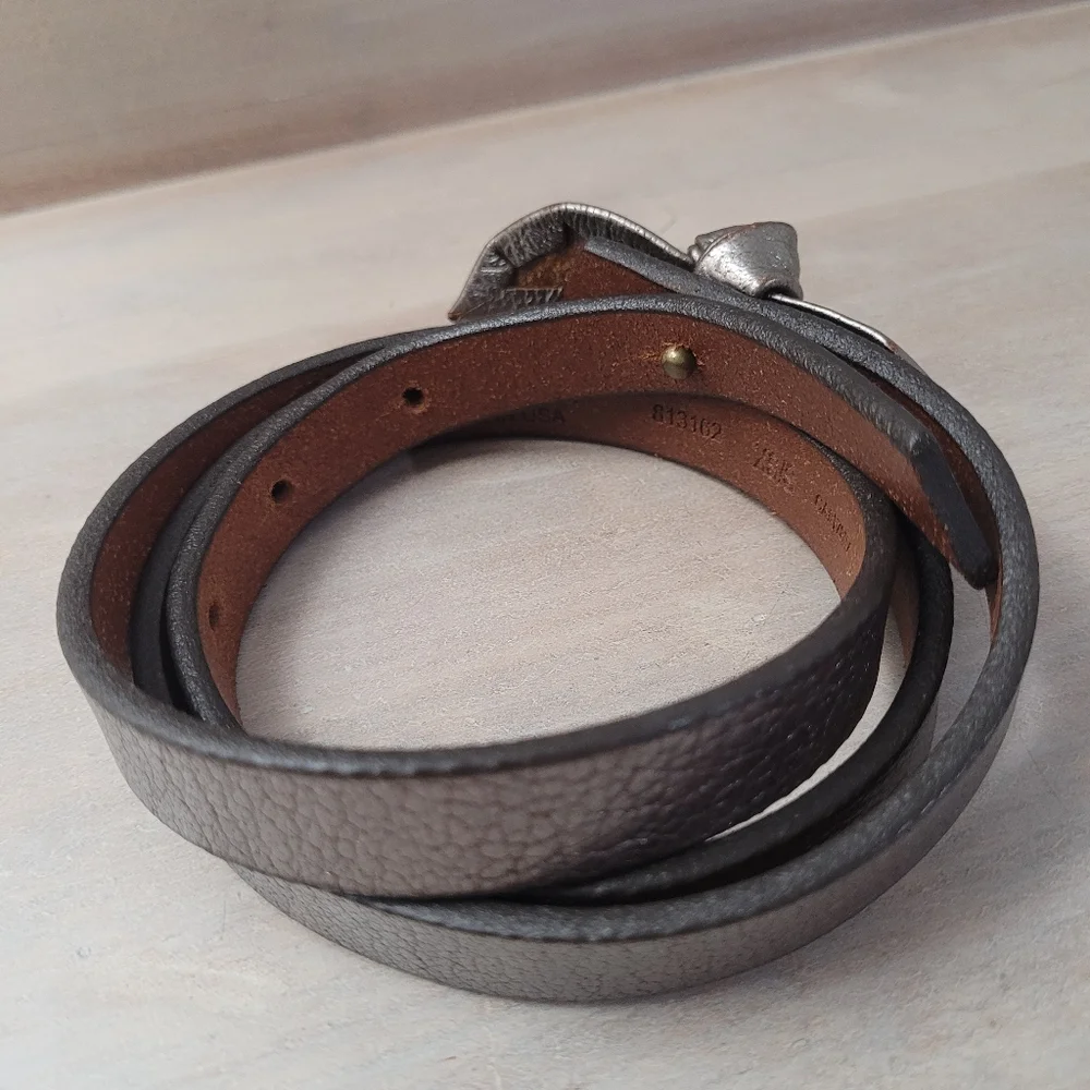 Banana Republic Women's Skinny Metallic Pebbled Leather Bow Belt XS/S Feminine - Picture 2 of 6